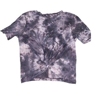 Lululemon Crescent Tee
Diamond Dye Glacier Grey Moonwalk size 4